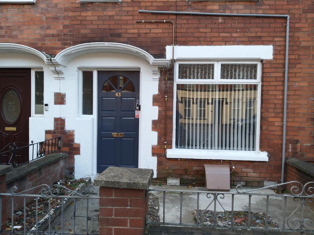 East Belfast Town House Apartment Exterior photo